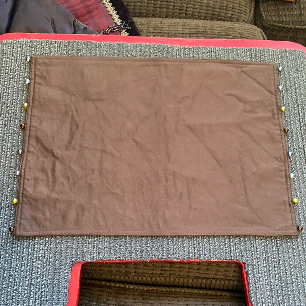 6 brown placements Material is beautiful! Beads are awesome! 18” x 13”
